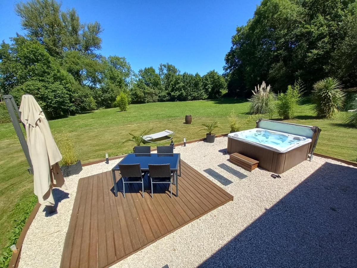 הוילה Campuzan L'Oasis Des Pyrenees מראה חיצוני תמונה