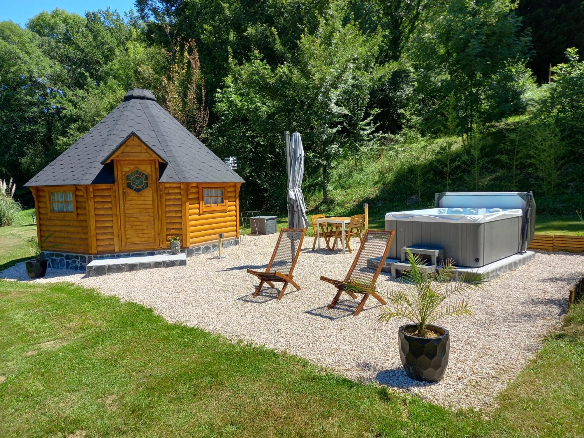 הוילה Campuzan L'Oasis Des Pyrenees מראה חיצוני תמונה