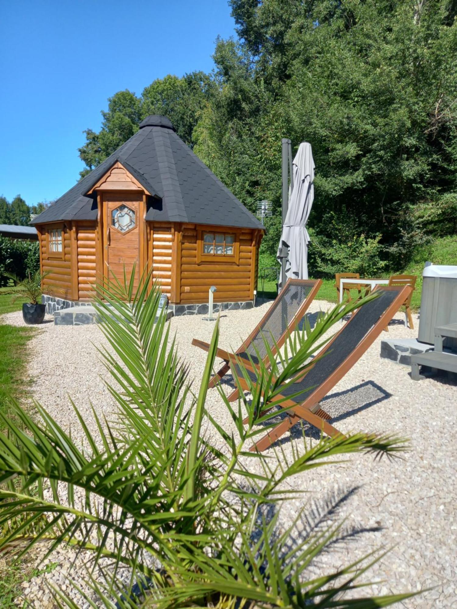 הוילה Campuzan L'Oasis Des Pyrenees מראה חיצוני תמונה
